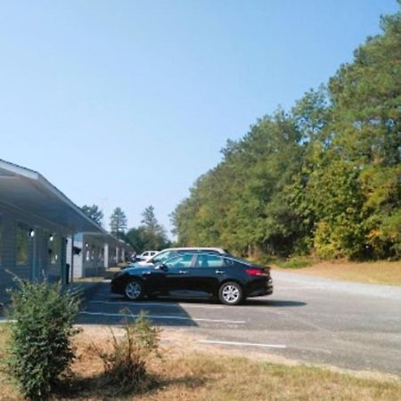 Oyo Hotel Mcintyre Ga, Us 441 Kültér fotó