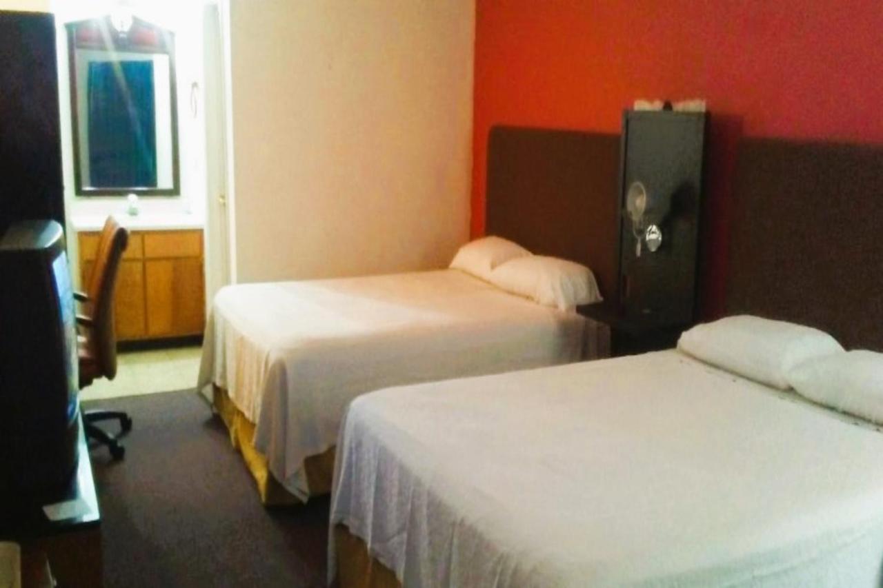 Oyo Hotel Mcintyre Ga, Us 441 Kültér fotó